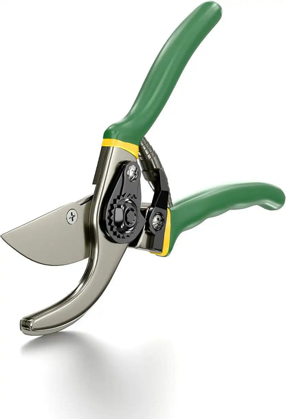 Miracle-Gro 2-Piece Pruning Shears Set – Includes 8 in. Bypass Pruner for Live Plants and 8 in. Anvil Pruner for Dry Stems – Sharp Carbon Steel Blades and Comfort Grip Handles for Garden and Yard Use