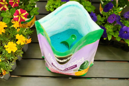 Miracle-Gro Water Soluble Bloom Booster Flower Food, 5.5 lb.