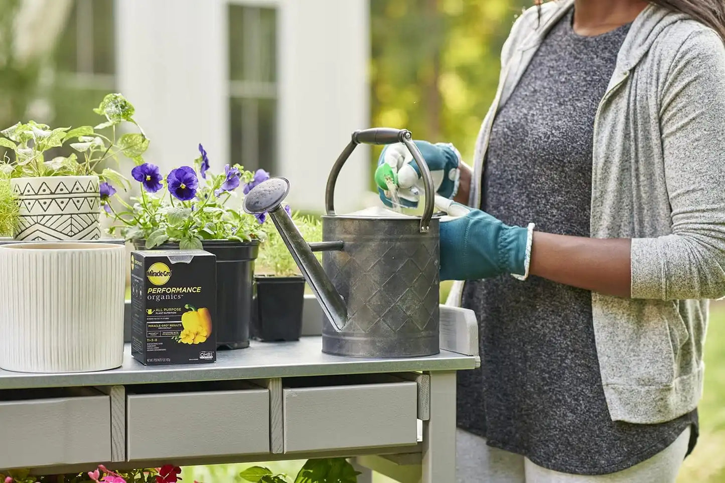 Miracle-Gro Performance Organics All Purpose Plant Nutrition, 1 lb. - All Natural Plant Food for Vegetables, Flowers and Herbs - Apply Every 7 Days for Best Results - Feeds up to 200 sq. ft.