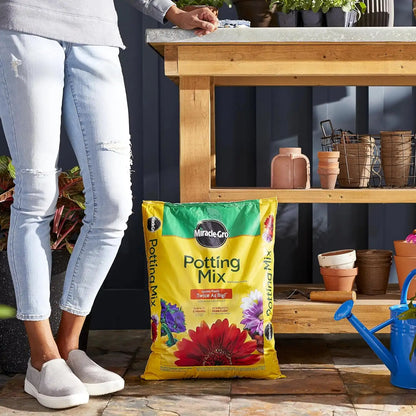 Miracle-Gro Potting Mix, 16 qt. (2-Pack)